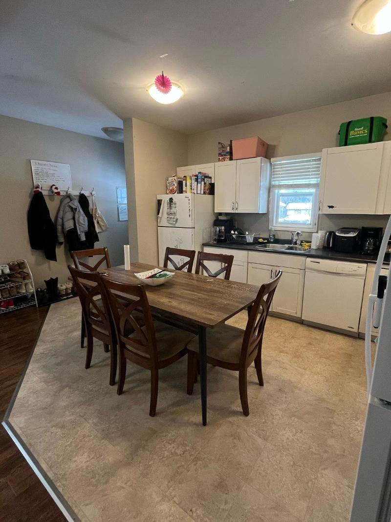 5 Barrington Avenue London Ontario - [4 month lease]
